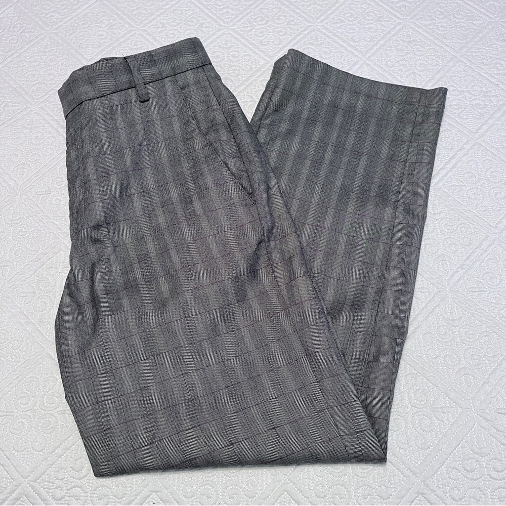 Haggar Gray Pinstripe Trousers - Size 30x30